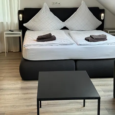 - Free Parking - Wifi - Kitchen *